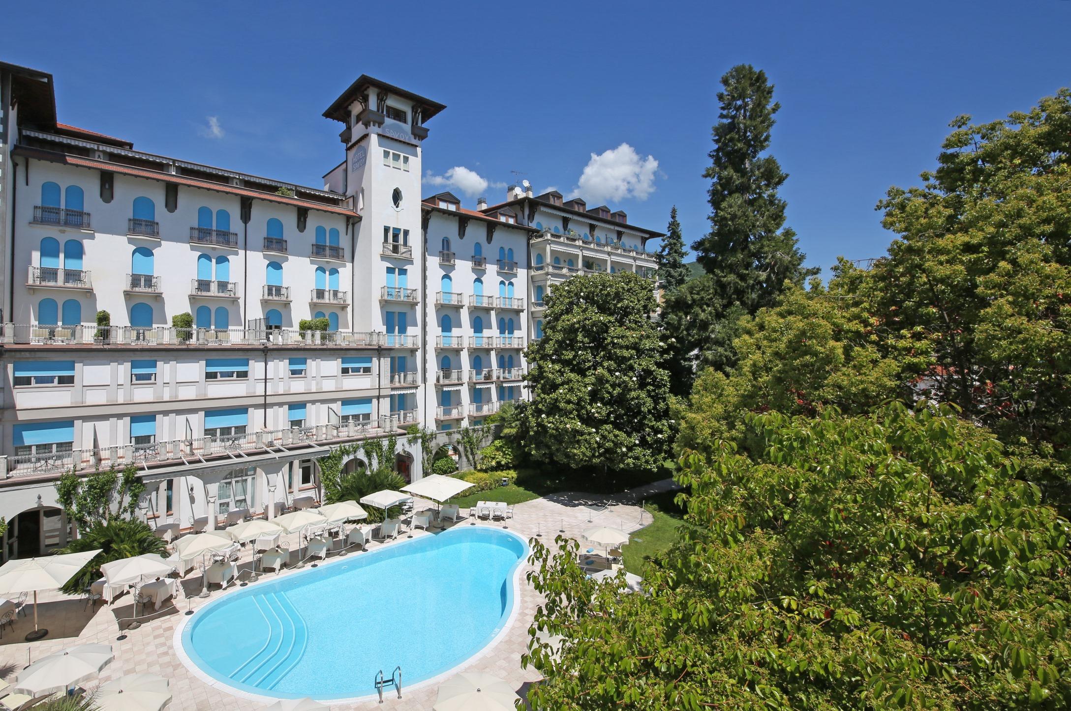 Hotel Savoy Palace Gardone Riviera Bagian luar foto